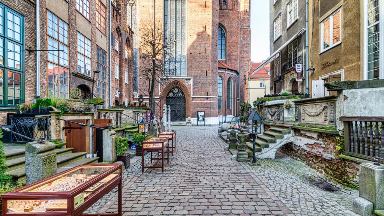 Maya'S Flats & Resorts - Gdansk Old Town Mariacka Exterior photo